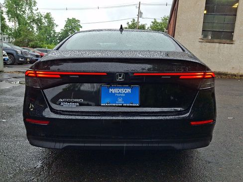 Used 2023 Honda Accord LX image 5