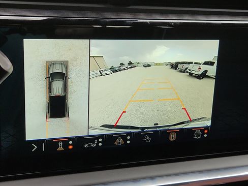 Used 2025 GMC Sierra 3500 Denali Ultimate AWD/4WD image 14
