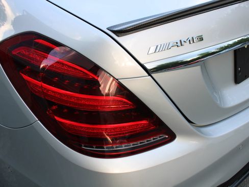 Used 2019 Mercedes-Benz S 63 AMG S 4MATIC Sedan image 35