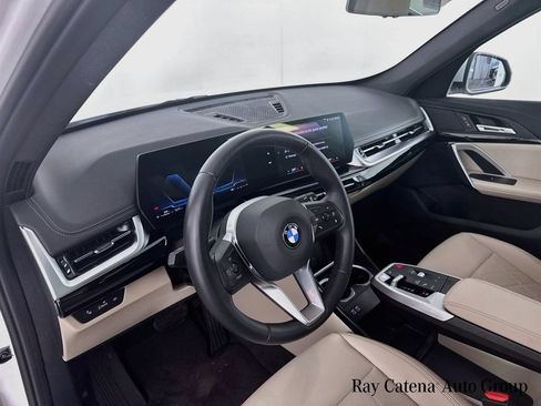 Used 2023 BMW X1 xDrive28i w/ Convenience Package AWD/4WD image 9