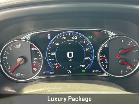 Certified 2023 GMC Acadia SLT w/ Elevation Edition AWD/4WD image 17