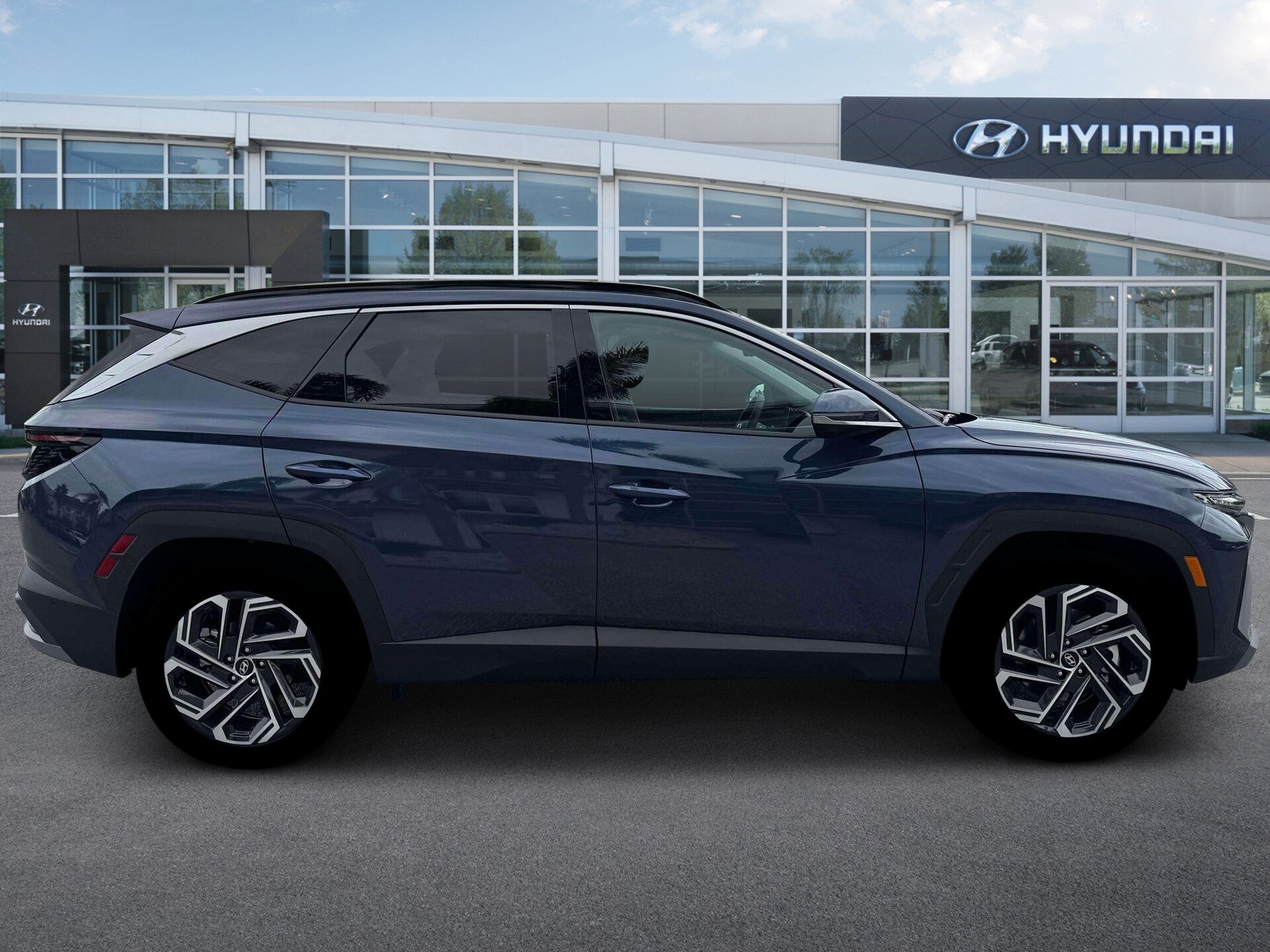 New 2026 Hyundai Tucson Limited AWD/4WD image 9