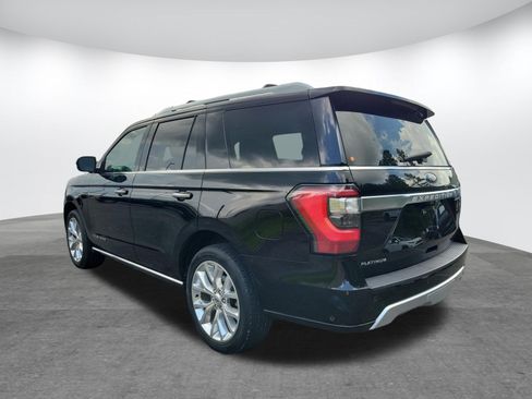 Used 2018 Ford Expedition Platinum RWD image 32