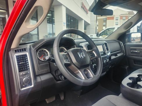 Used 2024 RAM 1500 Classic SLT image 21