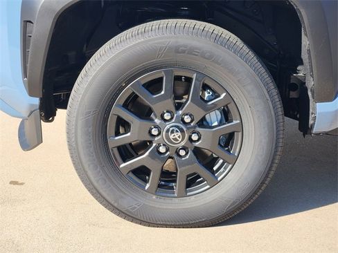 New 2025 Toyota 4Runner SR5 image 8