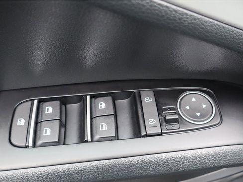 Certified 2023 Kia Soul LX w/ LX Technology Package image 15