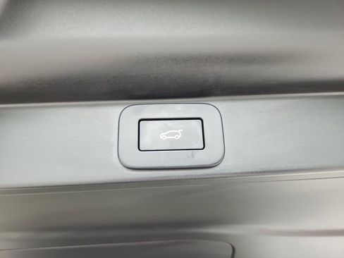 Used 2023 Land Rover Range Rover SE AWD/4WD image 14