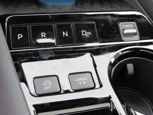 New 2026 Nissan Murano SL image 17