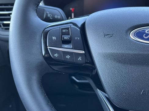 Used 2023 Ford Escape Active image 18