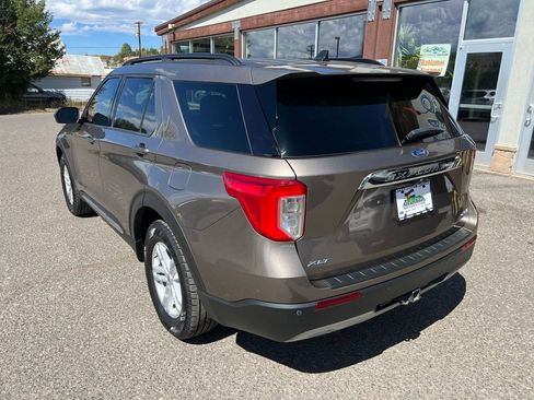 Used 2021 Ford Explorer XLT w/ Equipment Group 202A image 3