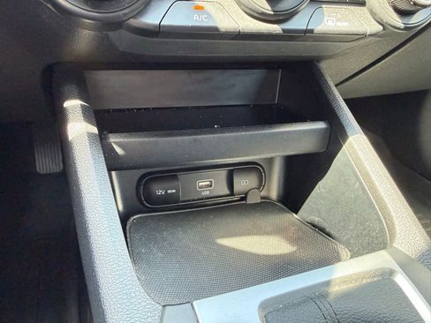 Used 2024 Kia Forte LXS w/ LXS Technology Package FWD image 18