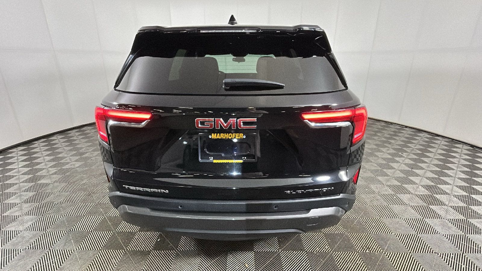 Used 2026 GMC Terrain Elevation FWD image 4