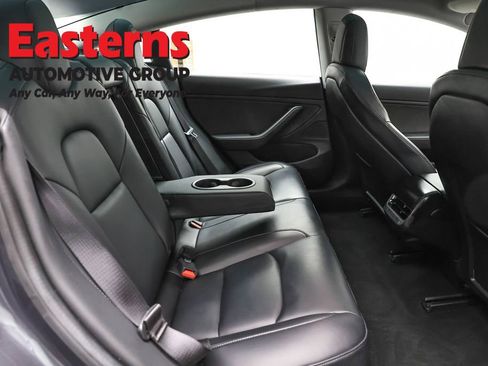 Used 2019 Tesla Model 3 Long Range image 16