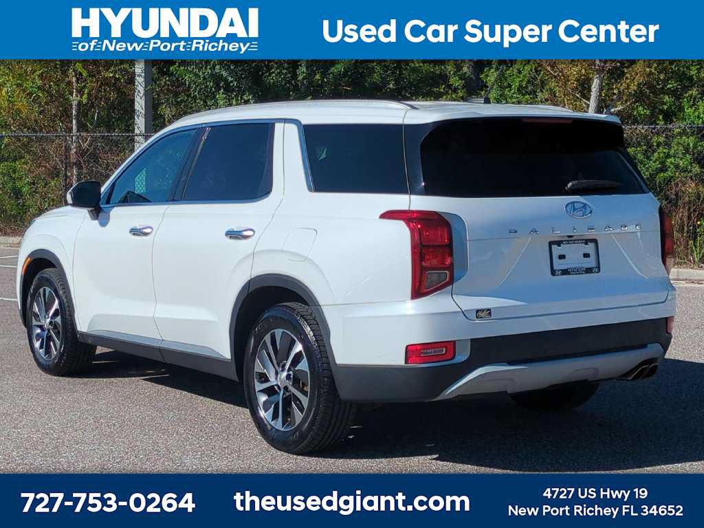 Used 2021 Hyundai Palisade SEL FWD image 3