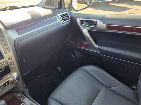 Used 2019 Lexus GX 460 Premium AWD/4WD image 36