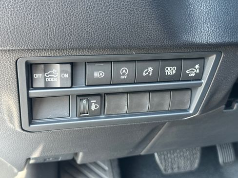 New 2026 Toyota Tundra SR5 w/ SR5 Convenience Package RWD image 28