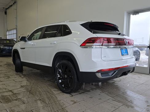 New 2026 Volkswagen Atlas Cross Sport SE image 10