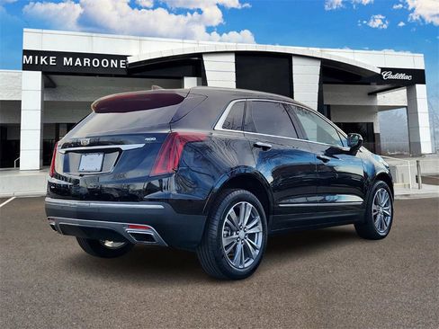 Certified 2025 Cadillac XT5 Premium Luxury image 3