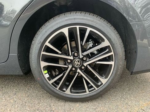 New 2026 Toyota Camry XLE AWD/4WD image 8