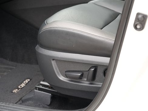 Used 2020 INFINITI QX50 Essential w/ Convenience Package image 15