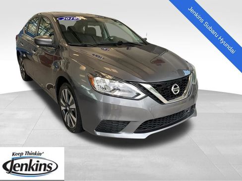 Used 2019 Nissan Sentra SV w/ Special Edition Package FWD image 1