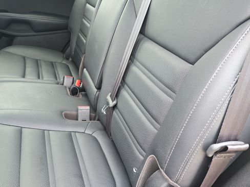Used 2017 Kia Sorento SX FWD image 10