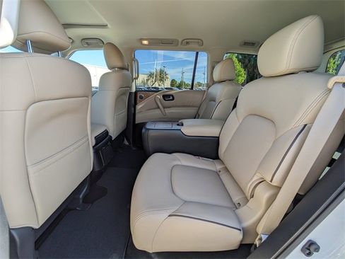 Used 2024 Nissan Armada SL w/ Captain's Chairs Package image 16