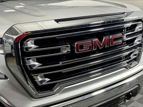 Used 2020 GMC Sierra 1500 SLT w/ SLT Premium Plus Package image 40