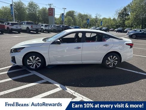 New 2025 Nissan Altima 2.5 S image 4