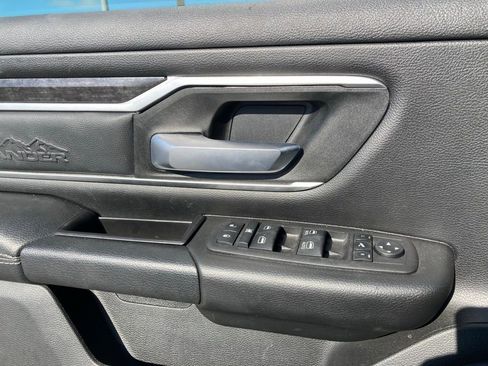 Used 2023 RAM 1500 Big Horn image 12