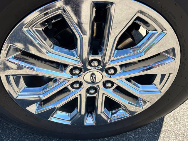 Used 2024 Ford F150 Lariat w/ Equipment Group 502A High AWD/4WD image 12