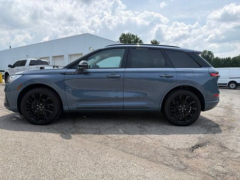 Used 2023 Lincoln Corsair Reserve AWD/4WD image 8