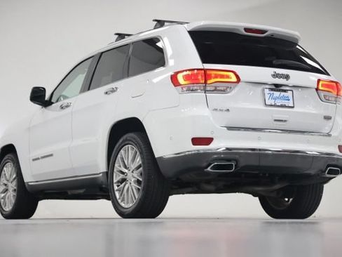 Used 2018 Jeep Grand Cherokee Summit AWD/4WD image 13