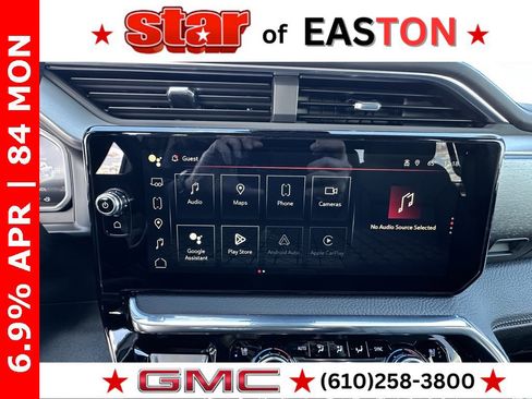 New 2026 GMC Sierra 2500 Denali w/ Denali Reserve Package image 18