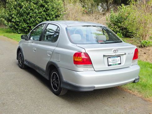 Used 2003 Toyota Echo Sedan FWD image 3