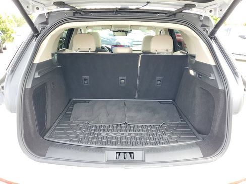 Used 2025 Lincoln Corsair AWD w/ Equipment Group 101A image 7