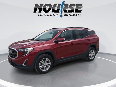Used 2019 GMC Terrain SLE w/ Driver Convenience Package FWD image 4