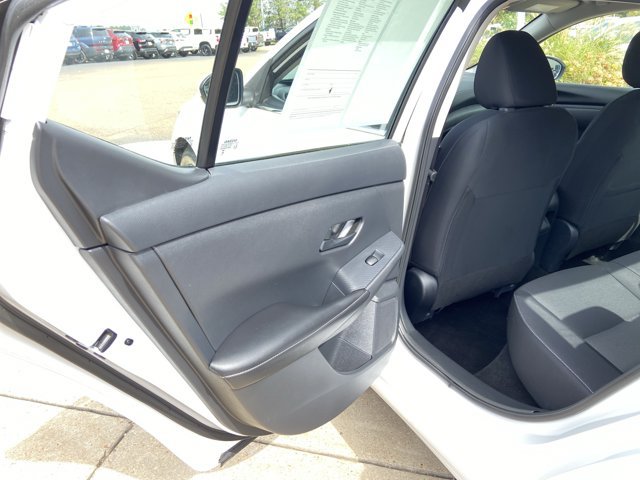 Used 2025 Nissan Sentra SV FWD image 51