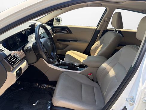 Used 2017 Honda Accord EX-L image 11