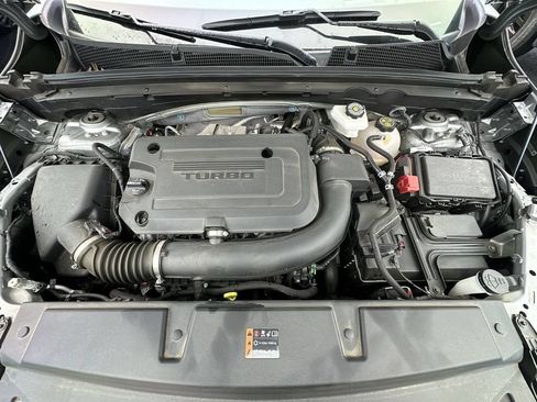 Used 2023 Buick Envision Avenir AWD/4WD image 19