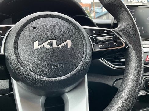 Used 2023 Kia Forte LXS w/ LXS Technology Package image 20