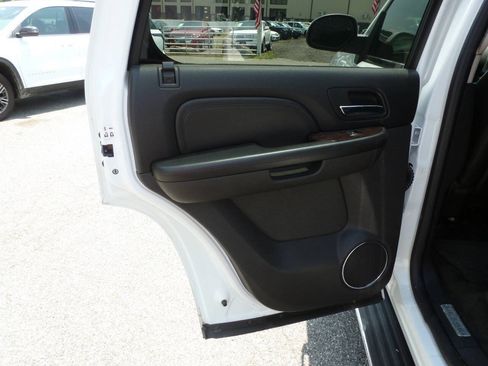 Used 2007 GMC Yukon Denali AWD/4WD image 35