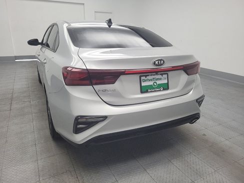 Used 2019 Kia Forte LXS FWD image 6
