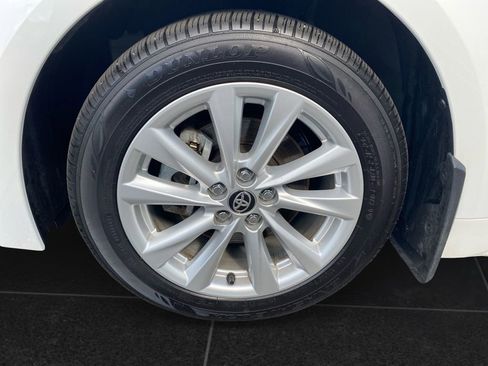 Used 2026 Toyota Corolla LE w/ LE Premium Package FWD image 9