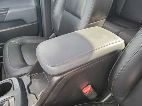 Used 2022 Chevrolet Colorado Z71 w/ Safety Package image 16