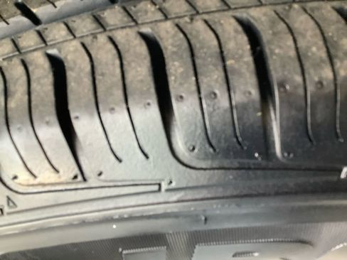 Used 2019 Nissan Rogue S image 21