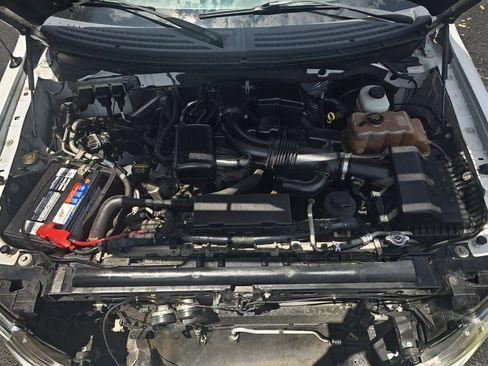 Used 2010 Ford F150 XLT RWD image 10