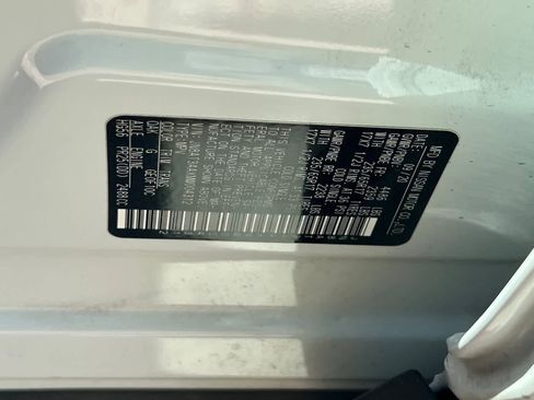 Used 2021 Nissan Rogue S image 30