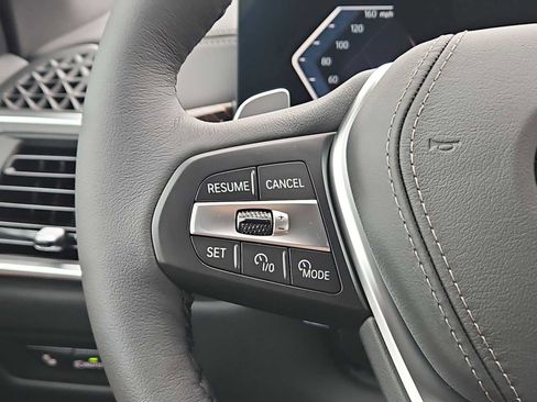 Used 2026 BMW X5 xDrive40i w/ Premium Package image 24