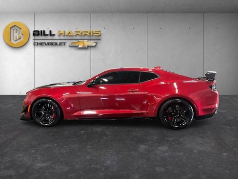 Used 2020 Chevrolet Camaro ZL1 RWD image 14